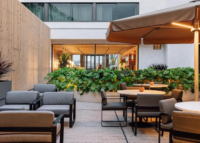 호텔 Altis Hotel, A Member Of Preferred & Resorts- Lvx 5*