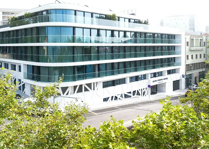 Otel Altis Hotel, A Member Of Preferred & Resorts- Lvx