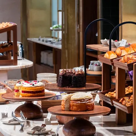 Altis Hotel, A Member Of Preferred & Resorts- Lvx